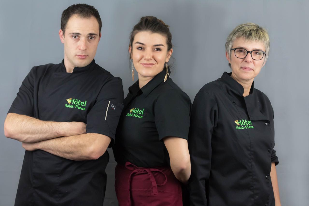 Hotel Saint Pierre Les Sauvages  Zewnętrze zdjęcie
