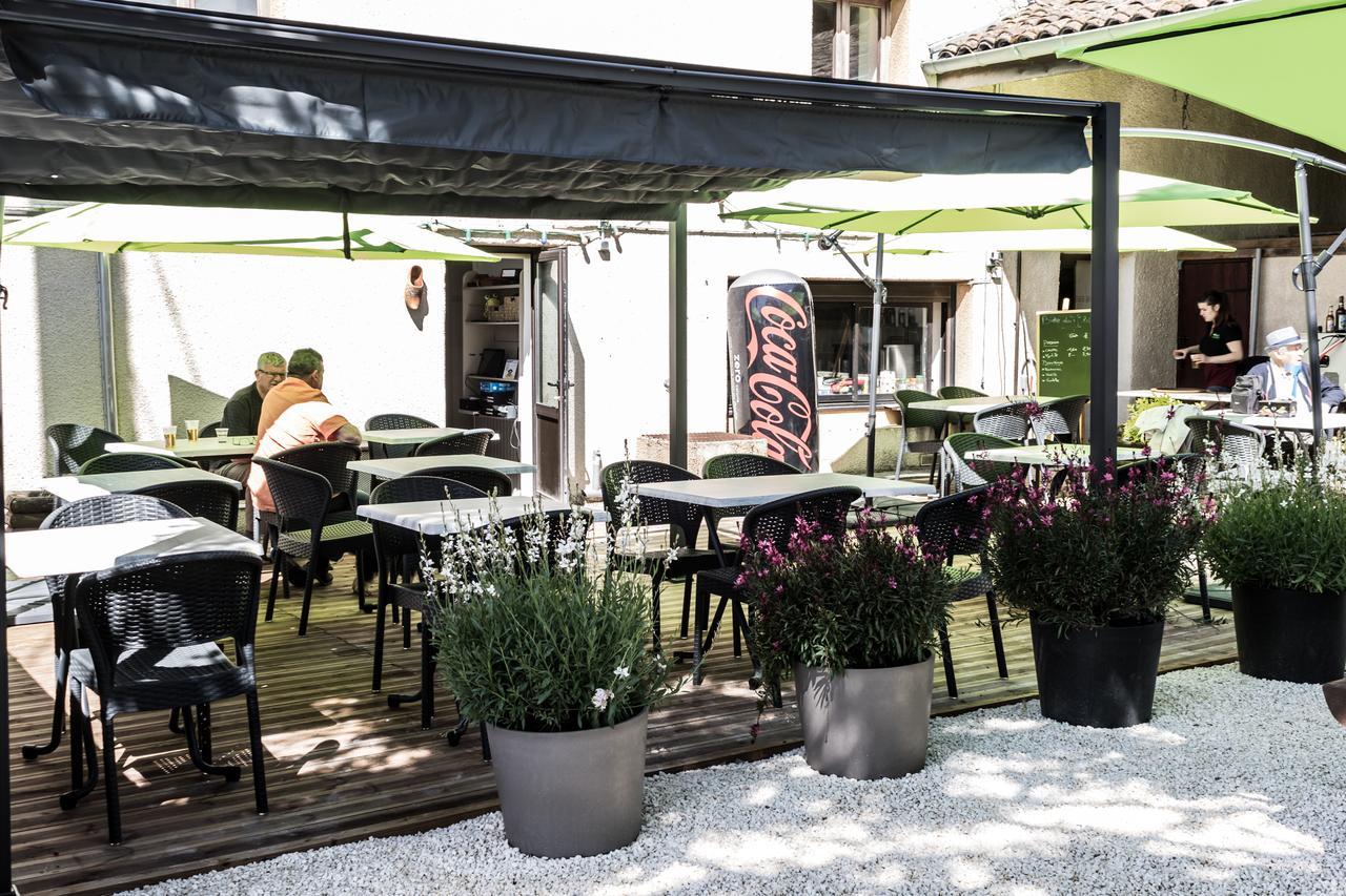 Hotel Saint Pierre Les Sauvages  Zewnętrze zdjęcie